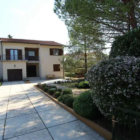 Apartment In Malinska/insel Krk 12839 Malinska